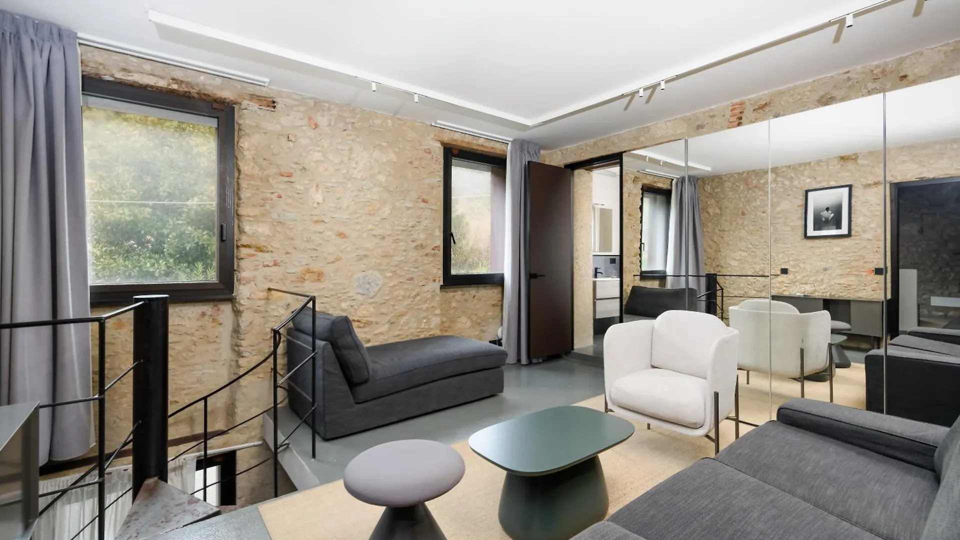 Voman Luxury Apartments location