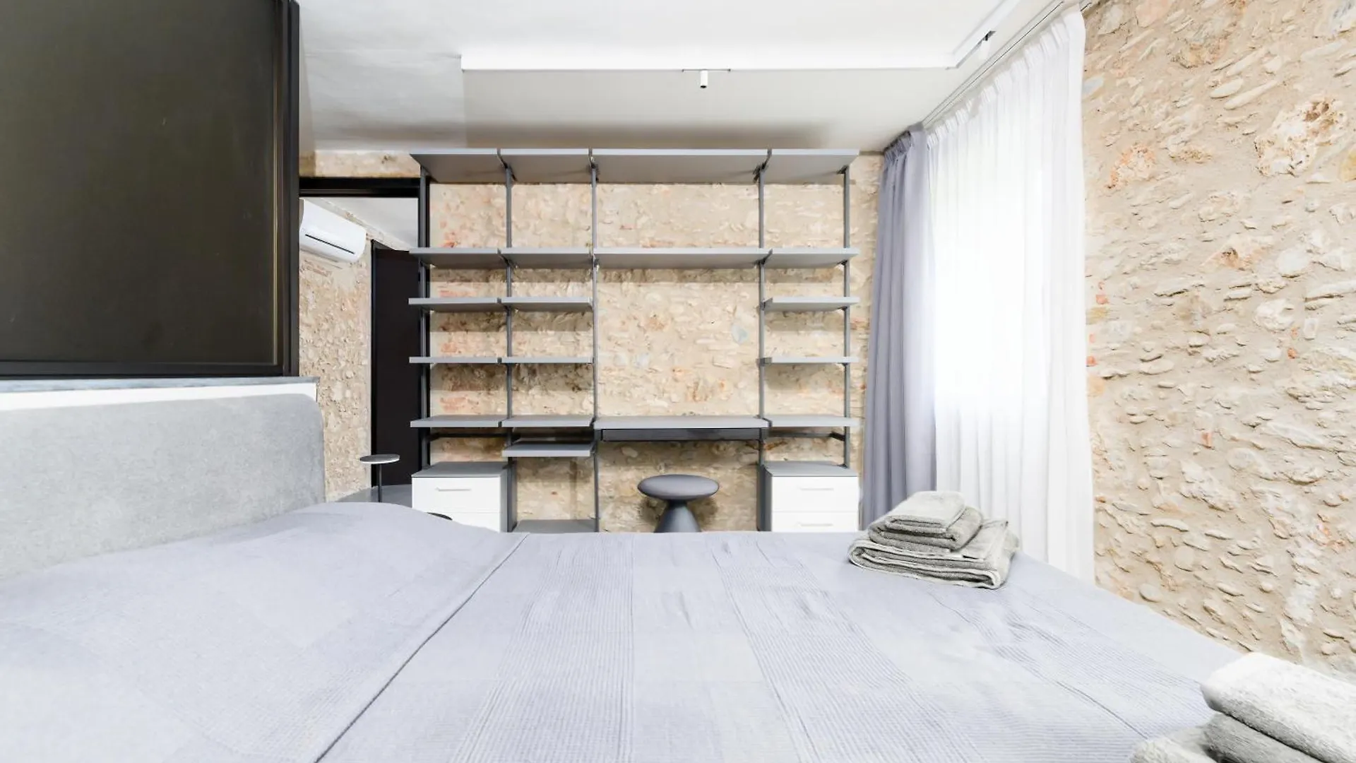 Voman Luxury Apartments Pietrasanta