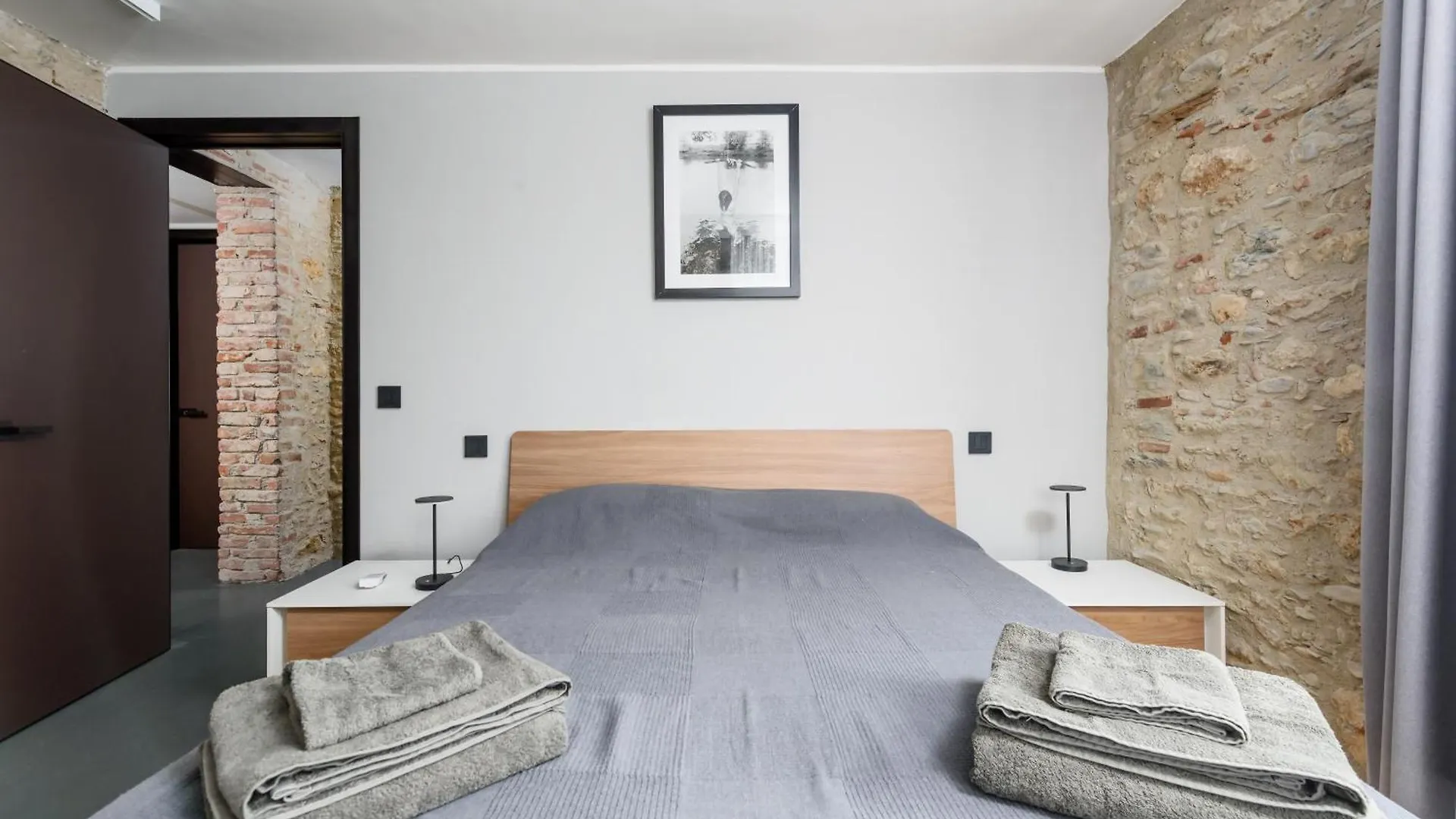 Voman Luxury Apartments Pietrasanta 0*,  Itália